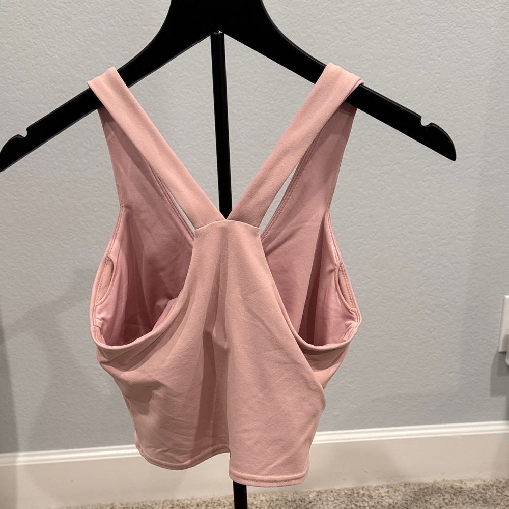 ALO Airbrush Real Bra Tank in Ballerina Pink size Medium - Picture 3 of 4
